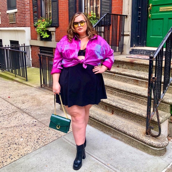 Meet your Posher, Cecilia - Picture 2 of 2